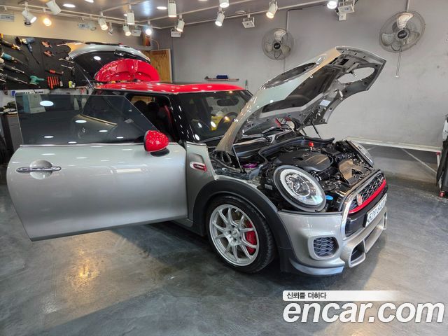 MINI Cooper S JCW 3rd Generation 2017 — фото 12