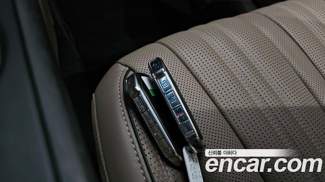 Kia K8 Hybrid Signature Special 2024 — фото 18