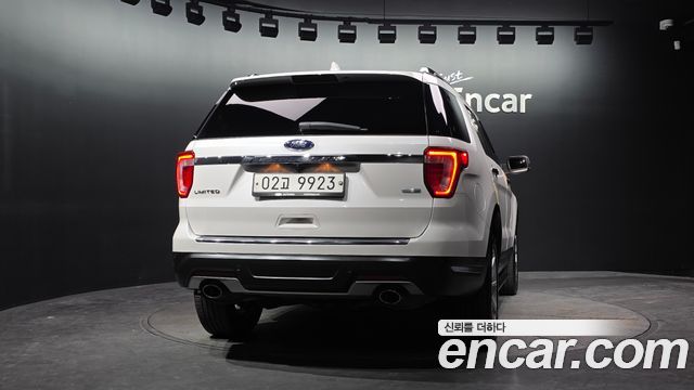 Ford Explorer 2.3 Limited 4WD 5th 2019 — фото 4