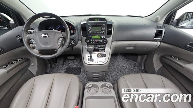 Kia Carnival R Grand Carnival GLX Premium 2012 — фото 7