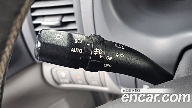 Kia Carnival R Grand Carnival GLX Premium 2012 — фото 28