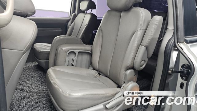 Kia Carnival R Grand Carnival GLX Premium 2012 — фото 29