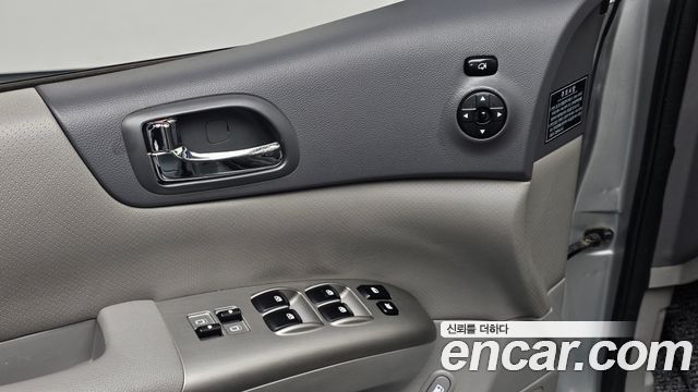 Kia Carnival R Grand Carnival GLX Premium 2012 — фото 30