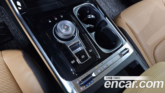 Kia Carnival (IV) Gasoline 9-Seater Signature 2023 — фото 9