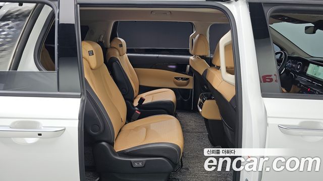 Kia Carnival (IV) Gasoline 9-Seater Signature 2023 — фото 11