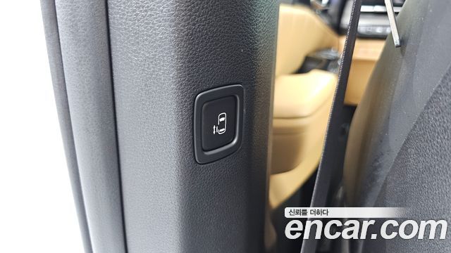Kia Carnival (IV) Gasoline 9-Seater Signature 2023 — фото 19
