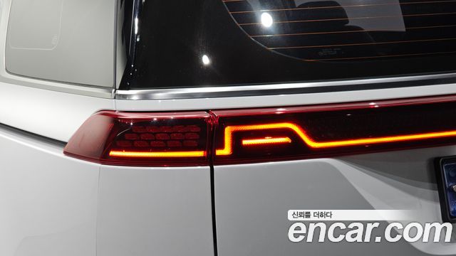 Kia Carnival (IV) Gasoline 9-Seater Signature 2023 — фото 23
