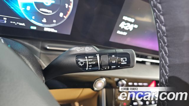 Kia Carnival (IV) Gasoline 9-Seater Signature 2023 — фото 28