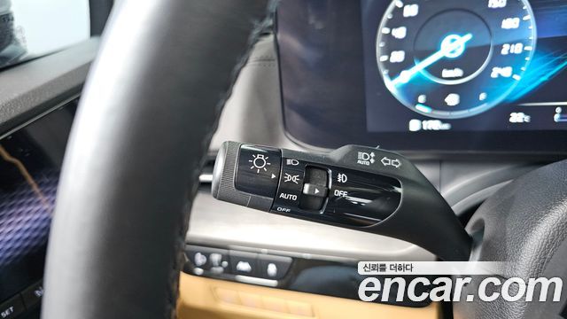 Kia Carnival (IV) Gasoline 9-Seater Signature 2023 — фото 30