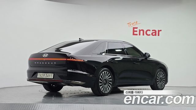 Hyundai Grandeur Hybrid (GN7) Calligraphy 2023 — фото 2