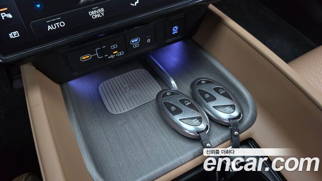 Hyundai Grandeur Hybrid (GN7) Calligraphy 2023 — фото 18