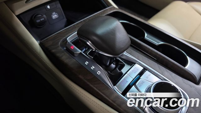 Kia K9 3.8 GDI AWD Grand Platinum 2019 — фото 9