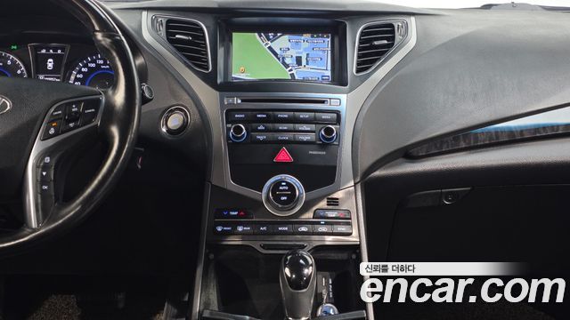 Hyundai Grandeur (HG) HG240 Modern 2016 — фото 14