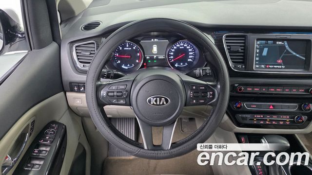 Kia Carnival 9-Seater Noblesse Special 2020 — фото 15