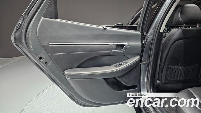 Hyundai Sonata Hybrid (DN8) Premium Plus 2023 — фото 25