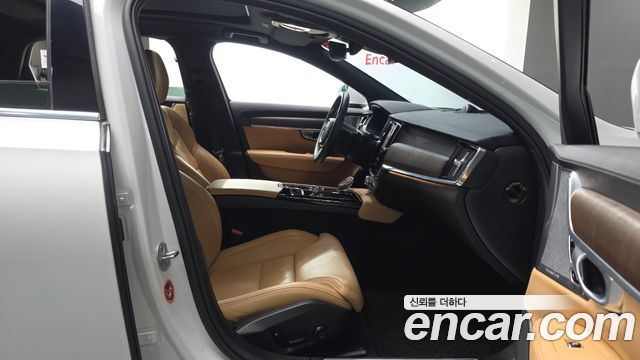 Volvo S90 T8 AWD Ultimate Bright 2023 — фото 11