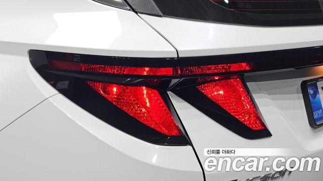 Hyundai Tucson Hybrid (NX4) Premium 2WD 2023 — фото 23