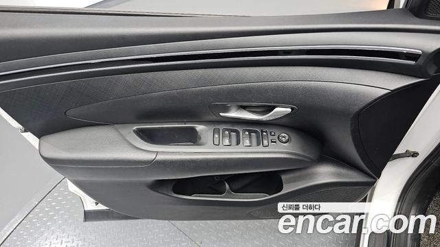 Hyundai Tucson Hybrid (NX4) Premium 2WD 2023 — фото 24