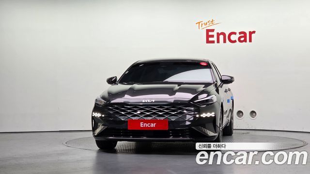 Kia K8 2.5 Gasoline 2WD Signature 2023 — фото 3