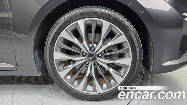Kia K8 2.5 Gasoline 2WD Signature 2023 — фото 21
