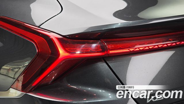 Kia K8 2.5 Gasoline 2WD Signature 2023 — фото 23
