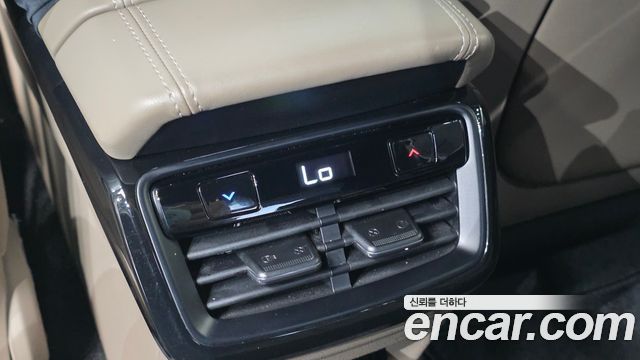 Kia K8 2.5 Gasoline 2WD Signature 2023 — фото 34
