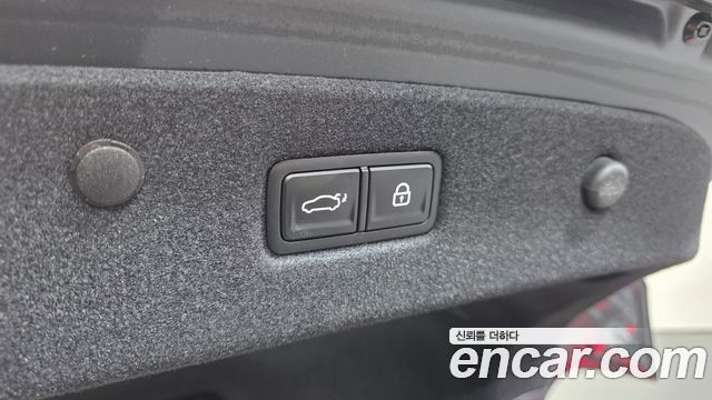 Kia K8 2.5 Gasoline 2WD Signature 2023 — фото 37