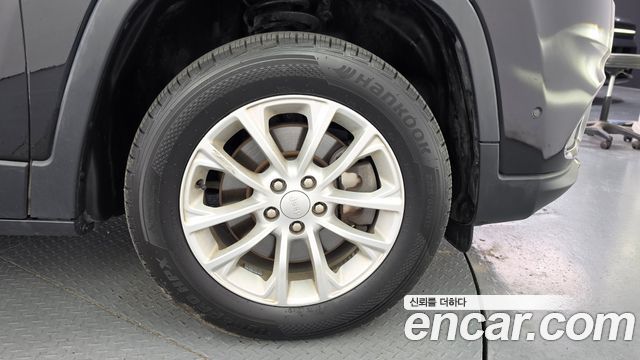 Jeep Cherokee (KL) 2.4 Longitude High AWD 2019 — фото 5