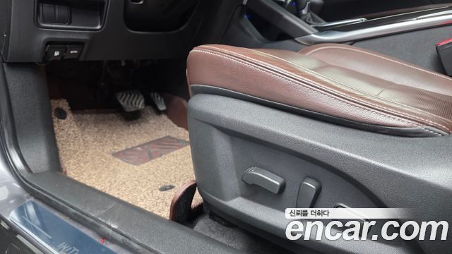 Renault Korea QM6 Diesel 4WD RE Signature 2017 — фото 31