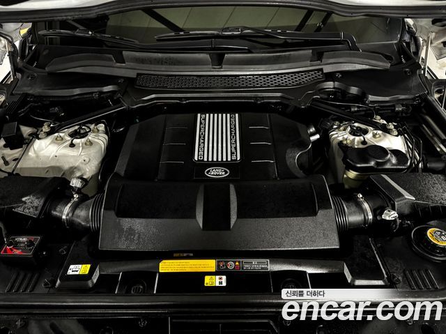 Land Rover Range Rover (IV) 5.0 SC AB 2016 — фото 6