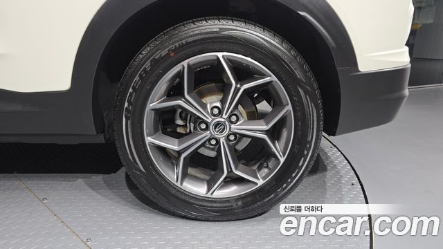 KG Mobility (SsangYong) Beautiful Korando Gasoline 1.5 2WD C5 Plus 2020 — фото 21