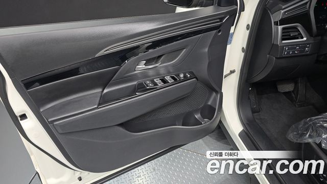 KG Mobility (SsangYong) Beautiful Korando Gasoline 1.5 2WD C5 Plus 2020 — фото 24
