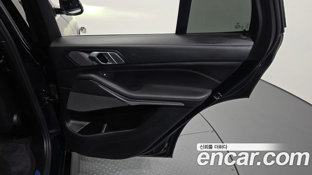 BMW X5 (G05) xDrive 45e M Sport 2021 — фото 25