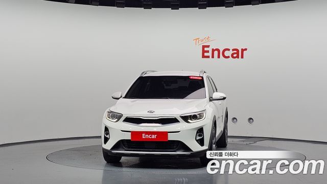 Kia Stonic 1.4 Prestige 2018 — фото 3