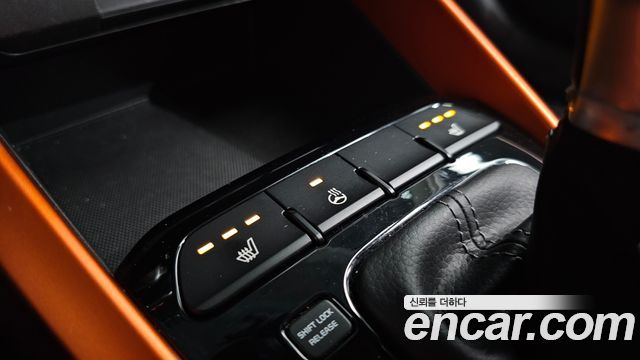 Kia Stonic 1.4 Prestige 2018 — фото 19