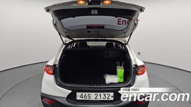 Kia Stonic 1.4 Prestige 2018 — фото 20