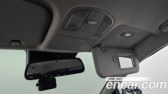 Kia Stonic 1.4 Prestige 2018 — фото 33