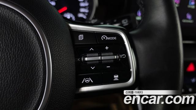 Kia Carnival (IV) Diesel 9-Seater Prestige 2023 — фото 16