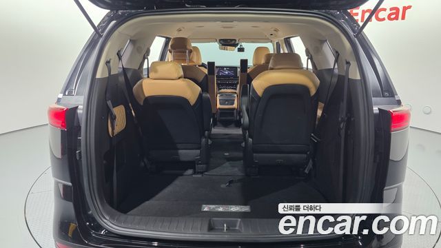 Kia Carnival (IV) Diesel 9-Seater Prestige 2023 — фото 17