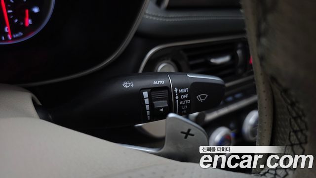 Genesis G70 2.0T AWD Sport Package 2019 — фото 16