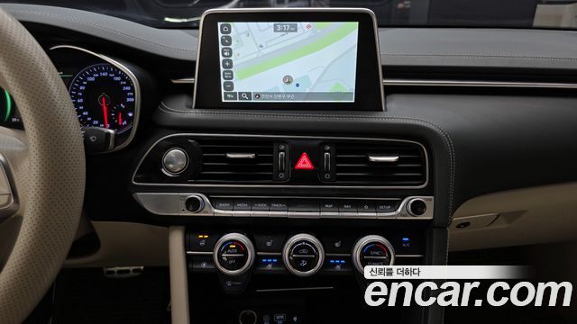 Genesis G70 2.0T AWD Sport Package 2019 — фото 31