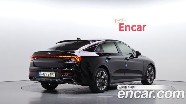 Kia K5 (III) 2.0 Noblesse 2020 — фото 2