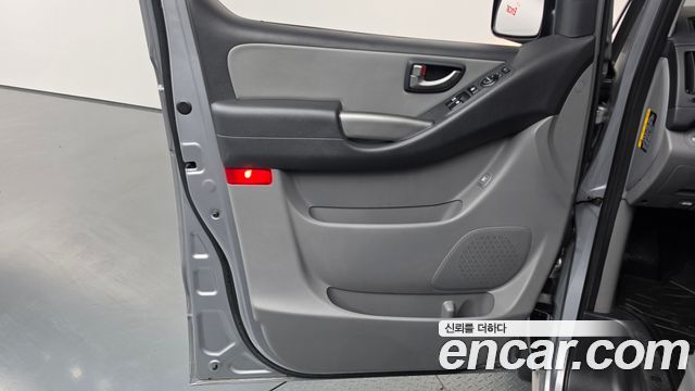 Hyundai Grand Starex Wagon 11-Seater Modern 2020 — фото 24