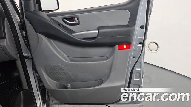 Hyundai Grand Starex Wagon 11-Seater Modern 2020 — фото 25