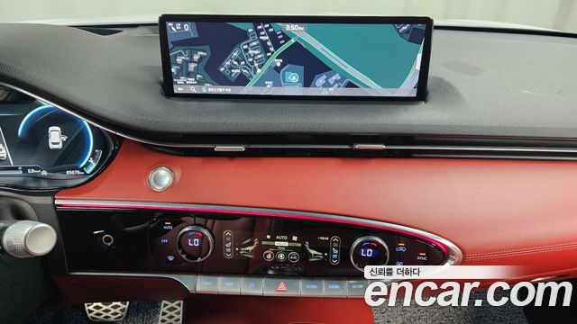 Genesis GV70 2.2 Diesel AWD 2023 — фото 12