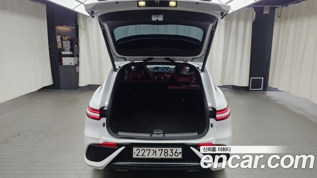 Genesis GV70 2.2 Diesel AWD 2023 — фото 17