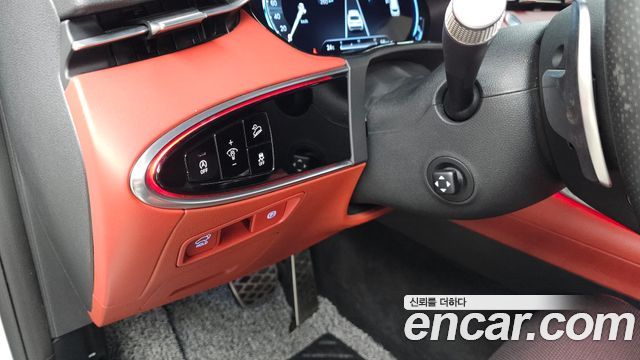 Genesis GV70 2.2 Diesel AWD 2023 — фото 19