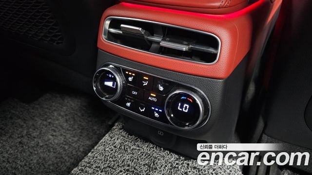 Genesis GV70 2.2 Diesel AWD 2023 — фото 31