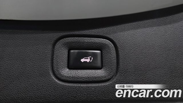 Renault Korea QM6 Gasoline 2WD RE Signature 2019 — фото 33