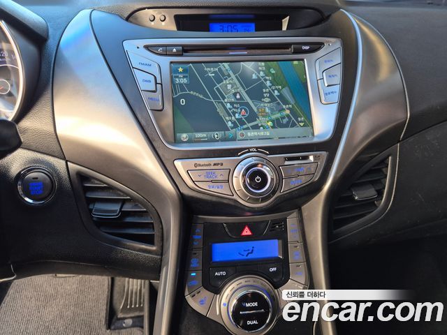 Hyundai Avante (MD) M16 GDI Avenue 2013 — фото 15